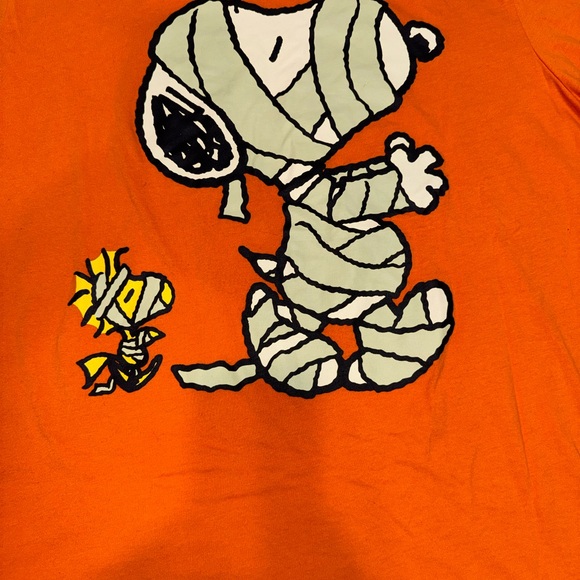 Peanuts Hybrid Snoopy Woodstock Mummy Shirt Mens Size XL Orange Short Sleeve - Picture 2 of 6